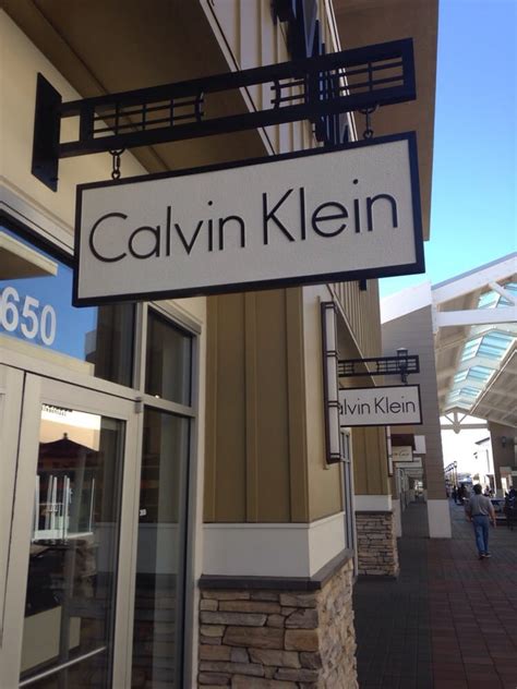 calvin klein outlet locations.